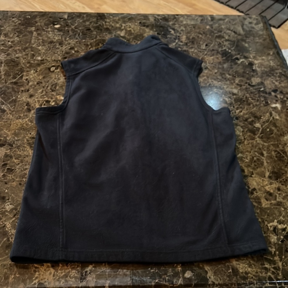 Columbia medium black vest. MN43 - Picture 4 of 4